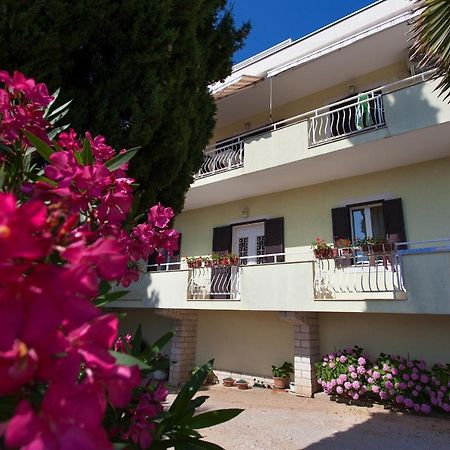Apartments Ljerka Malinska Εξωτερικό φωτογραφία