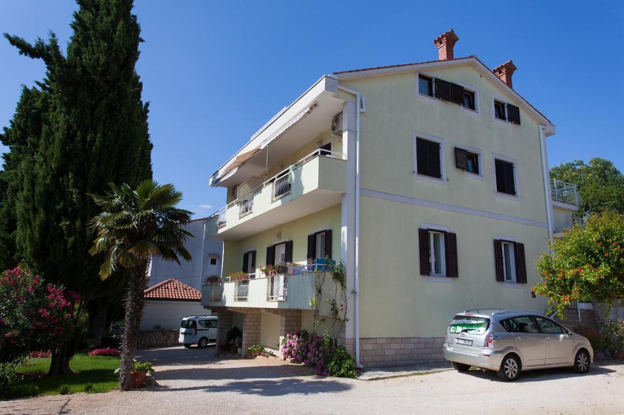 Apartments Ljerka Malinska Εξωτερικό φωτογραφία