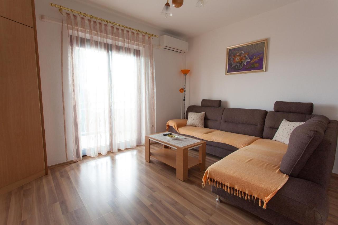 Apartments Ljerka Malinska Εξωτερικό φωτογραφία