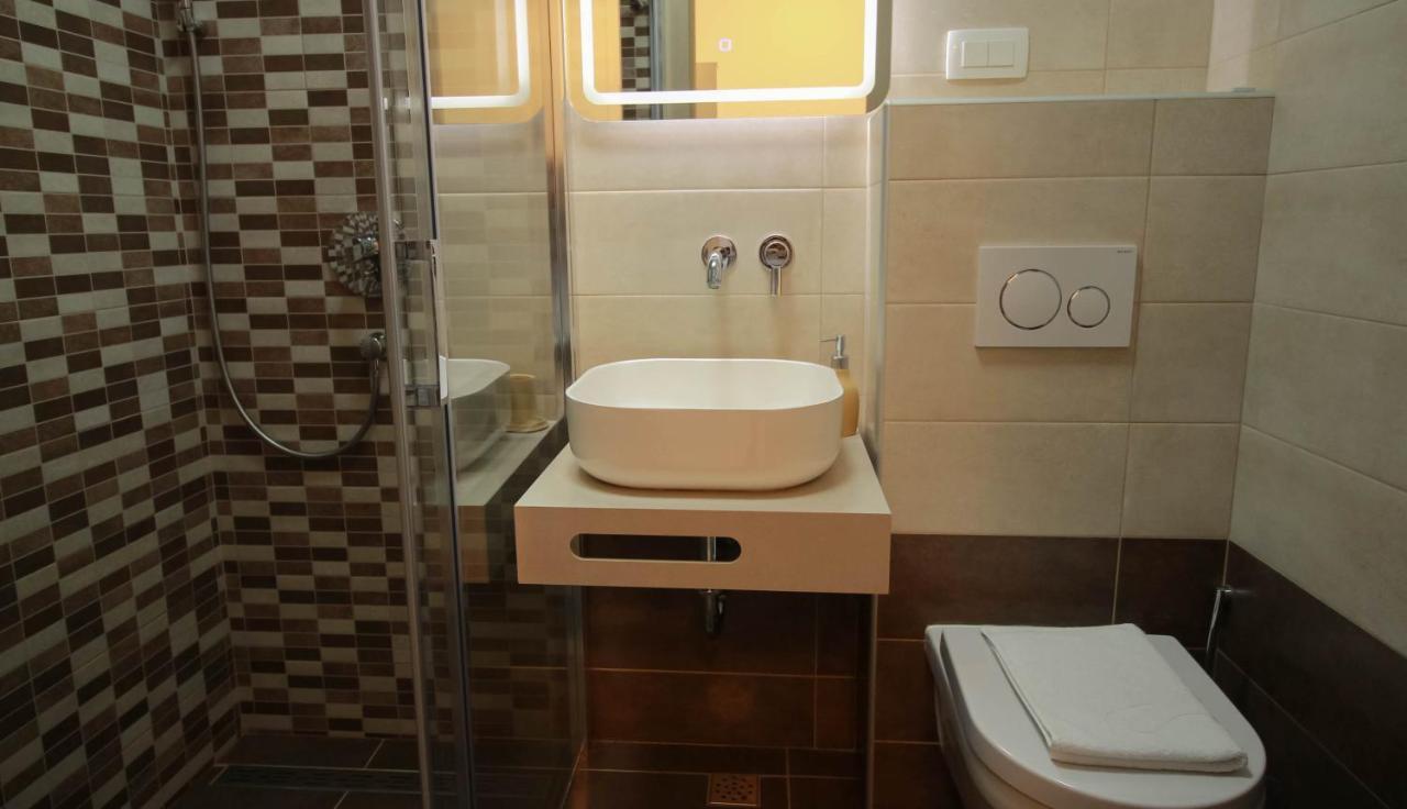 Apartments Ljerka Malinska Εξωτερικό φωτογραφία