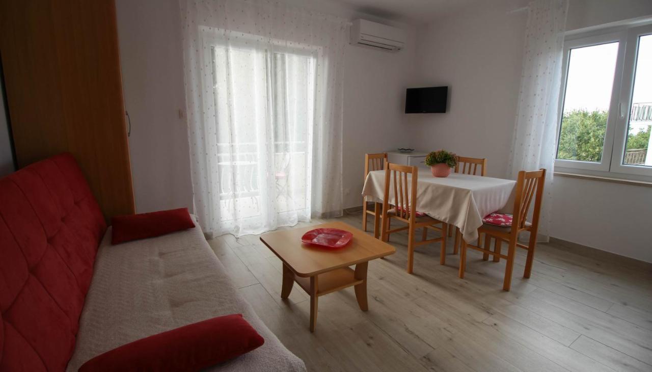 Apartments Ljerka Malinska Εξωτερικό φωτογραφία