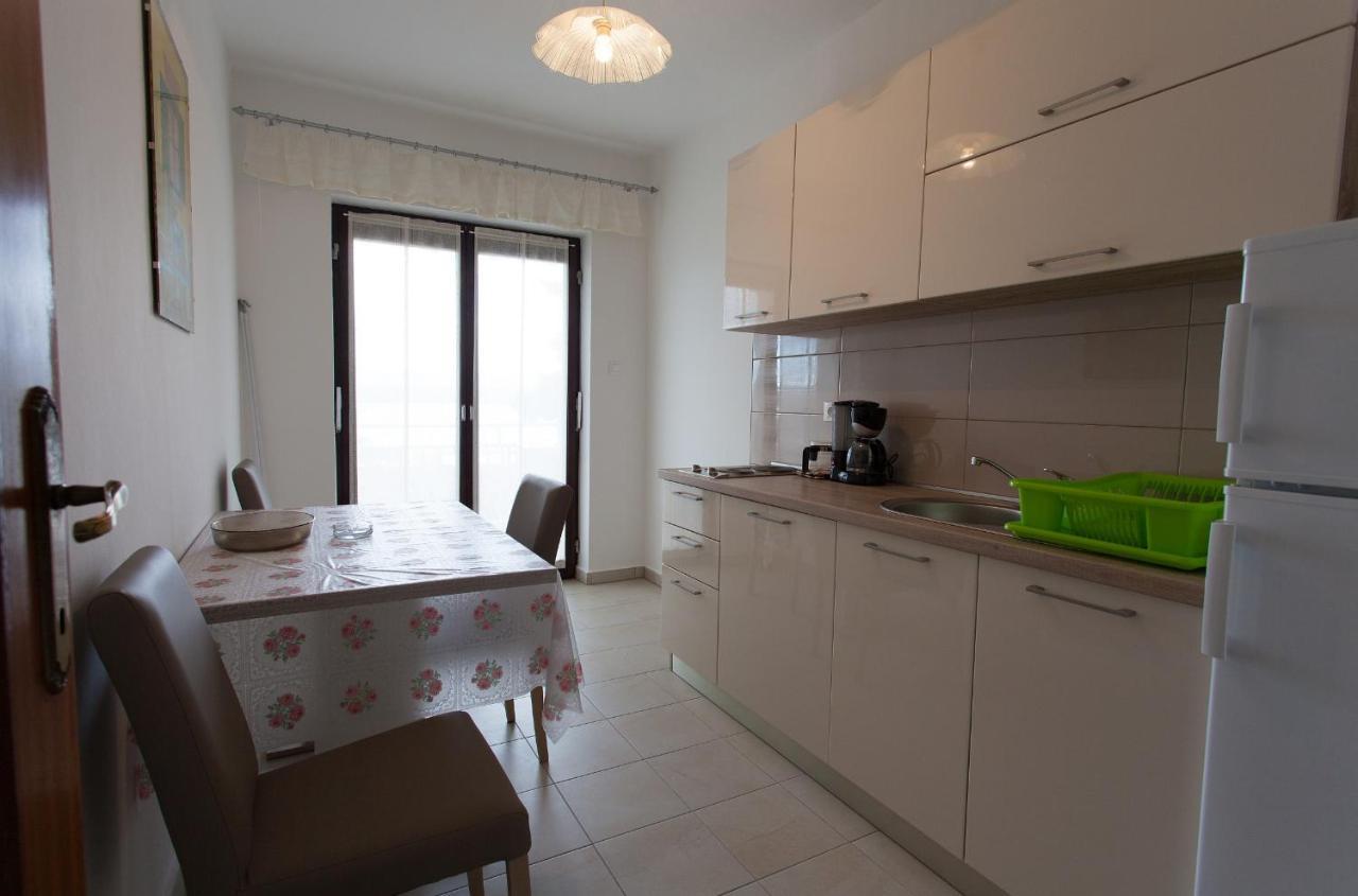 Apartments Ljerka Malinska Εξωτερικό φωτογραφία