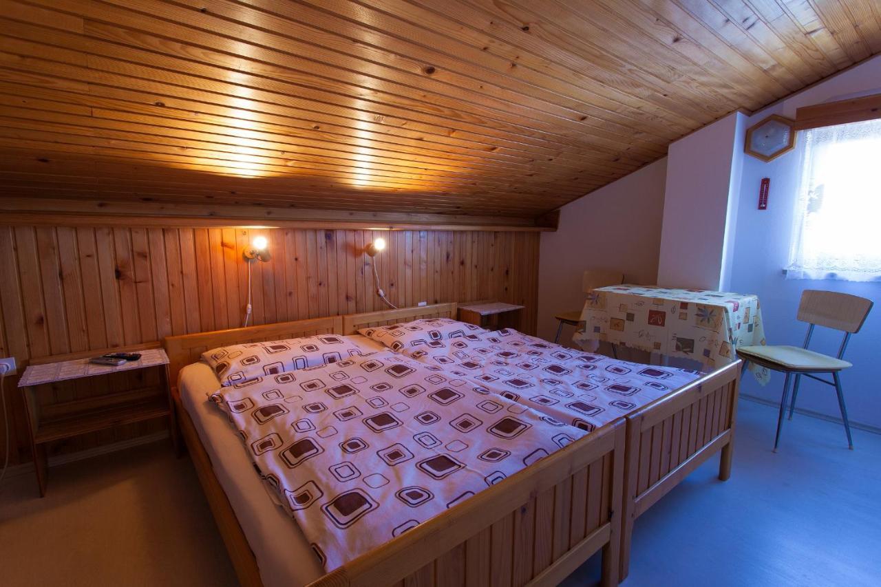 Apartments Ljerka Malinska Εξωτερικό φωτογραφία