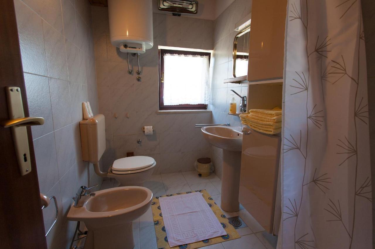 Apartments Ljerka Malinska Εξωτερικό φωτογραφία