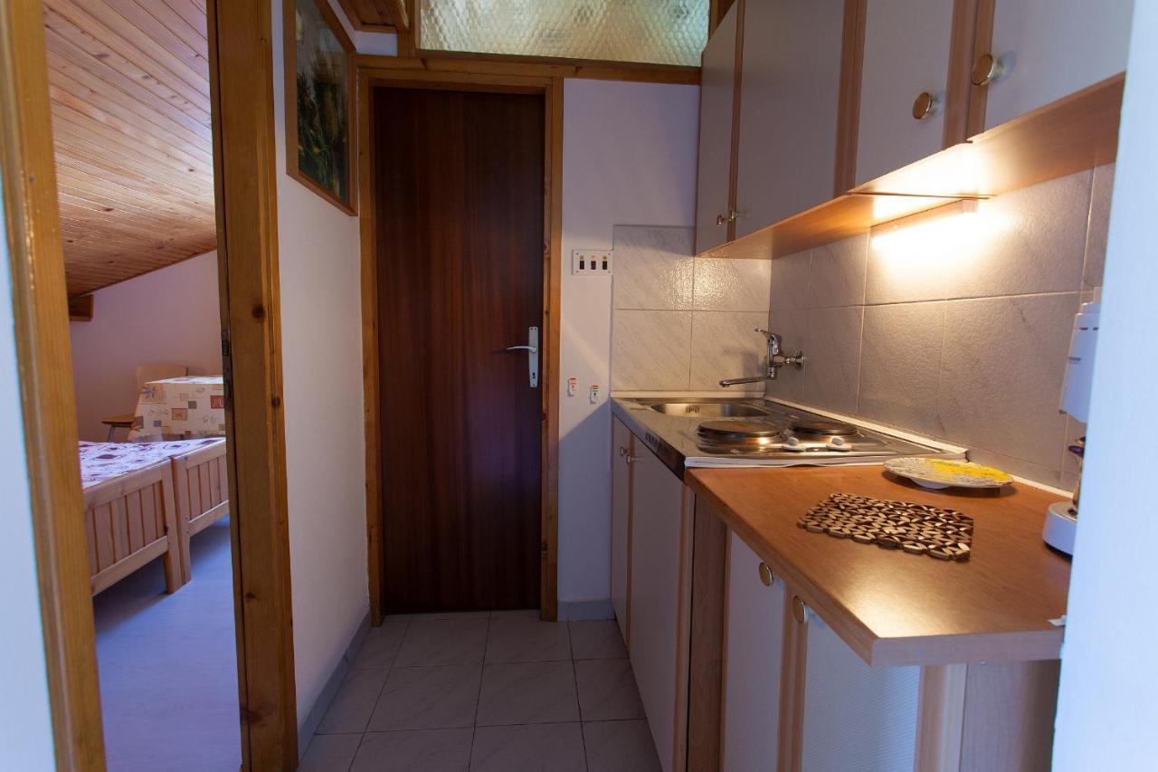 Apartments Ljerka Malinska Εξωτερικό φωτογραφία