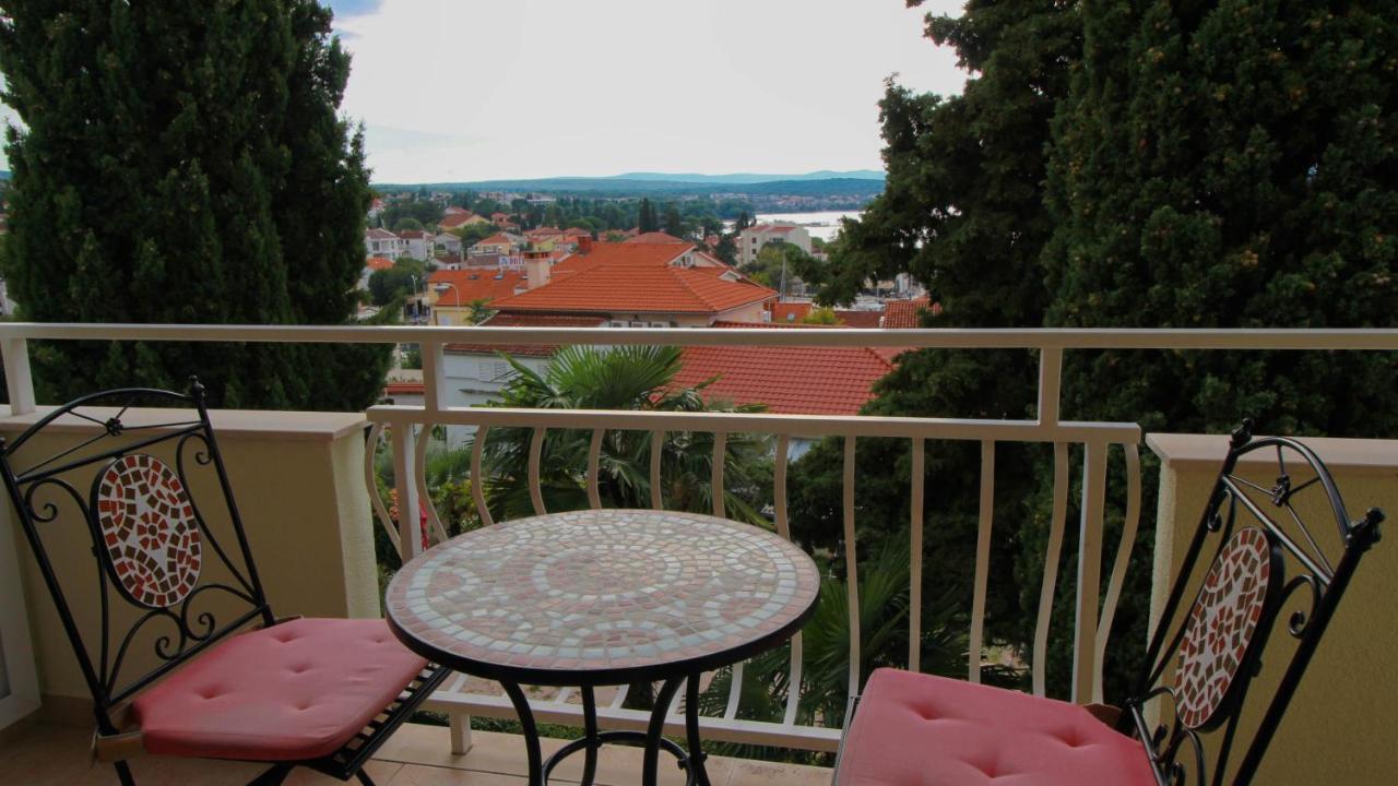 Apartments Ljerka Malinska Εξωτερικό φωτογραφία